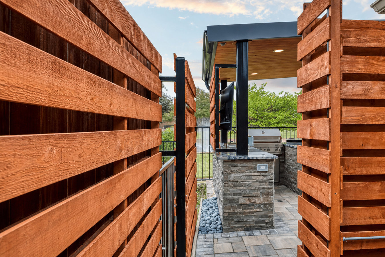 Custom fence design